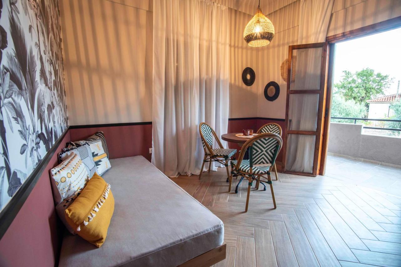 Krissaia Seaside Suites Γαλαξίδι Εξωτερικό φωτογραφία